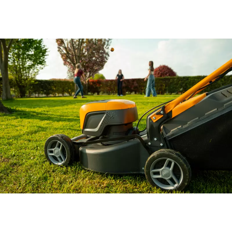 collector48SAEkit_2L0482008ST1_amb12_web